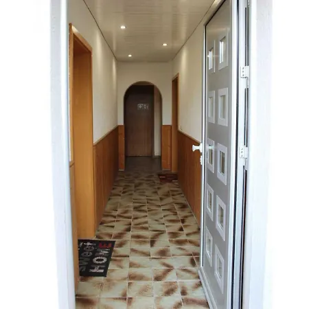 Apartment Ferienwohnung Christin *